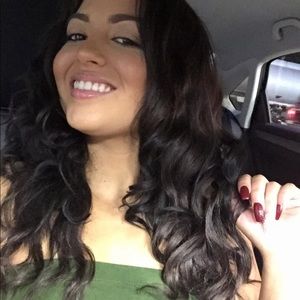 Meet your Posher, Yessi